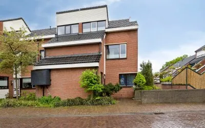 Hoekwoning te koop: Hofmeijerstraat 50, Binnenstad Oldenzaal