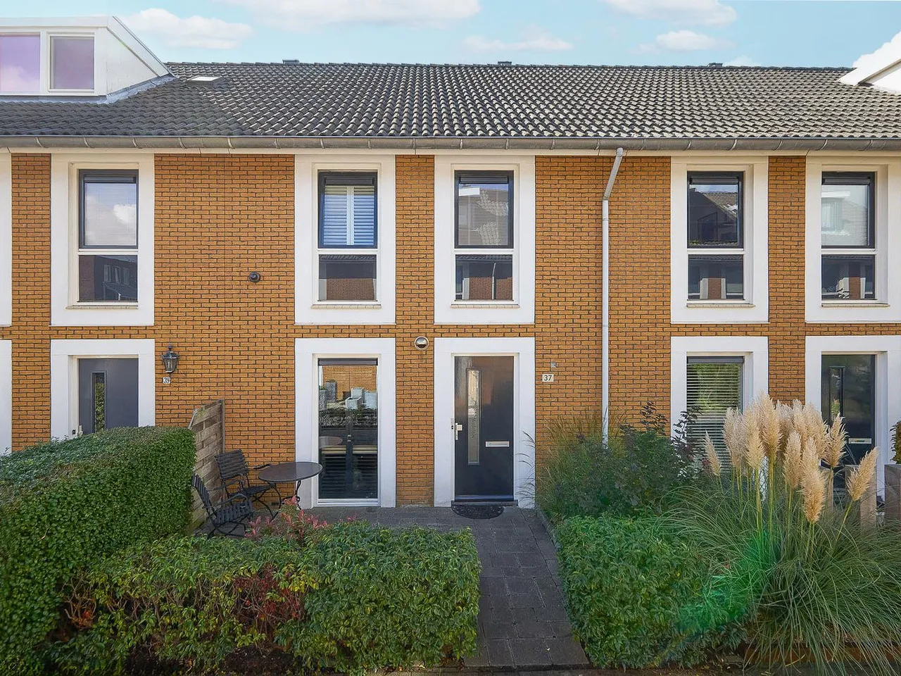 Tussenwoning te koop: Hofpoort 37, Nieuw-Vennep