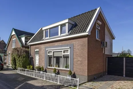 Vrijstaande woning te koop: Hofweerstraat 4, BH west Hardinxveld-Giessendam