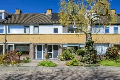 Tussenwoning te koop: Hofwijkstraat 47, Ypelaar Breda