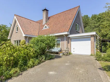 Detached house for sale: Hoge Hilleweg 37, Westenschouwen Burgh-Haamstede