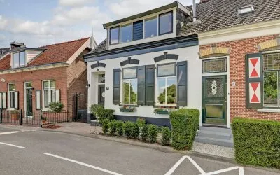 Twee-onder-één-kap te koop: Hoge Kade 3, Dorp Hendrik-Ido-Ambacht