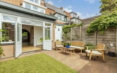Tussenwoning te koop: Hoge Larenseweg 218, Geuzenbuurt Hilversum