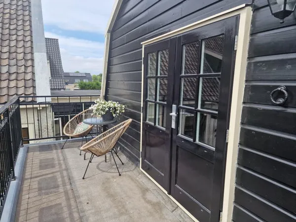 Home for rent: Hoge Rijndijk, Oosthoek Zoeterwoude