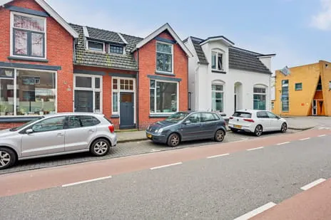 Semi-detached for sale: Hoge Bothofstraat 104, De Bothoven Enschede