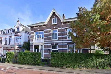 Twee-onder-één-kap te koop: Hoge Naarderweg 20, Raadhuiskwartier Hilversum