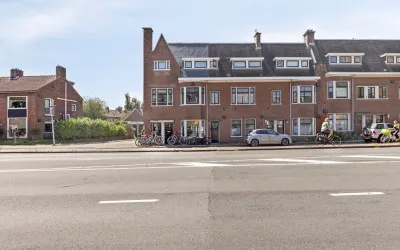 Appartement te koop: Hoge Rijndijk 109, Meerburg Leiden