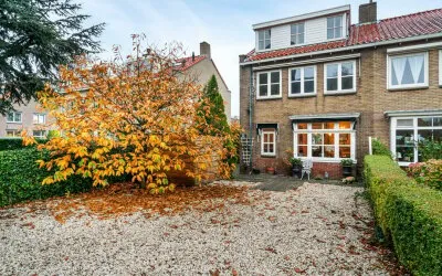 Hoekwoning te koop: Hoge Rijndijk 7, Hoge Rijndijk Noord Zoeterwoude