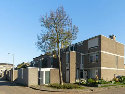 Appartement te koop: Hoge Weije 62, Hoogvliet Rotterdam