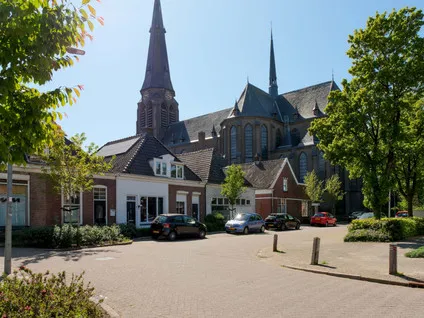 Tussenwoning te koop: Hogebeldsweg 8, Almelo