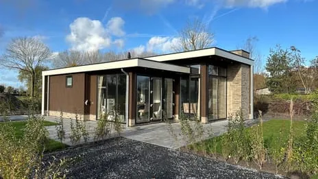 Vrijstaande woning te koop: Hogebrugweg 11, Waarland (woonkern) Waarland