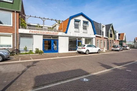 Tussenwoning te koop: Hogendijk 114, Russische buurt Zaandam
