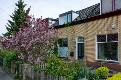 Tussenwoning te koop: Hogestraat 105, De Lok Tiel