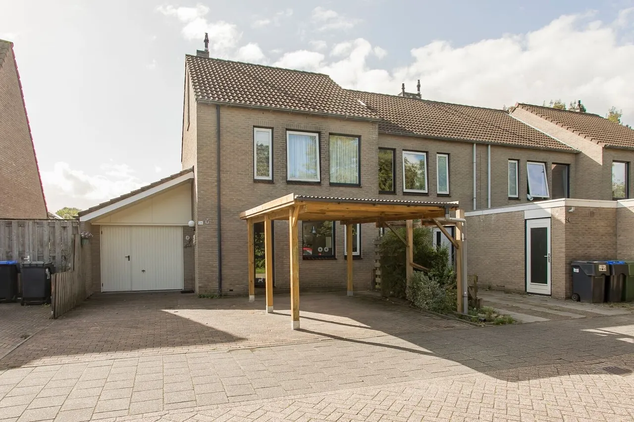 Hoekwoning te koop: Hogestuk 26, Meppel