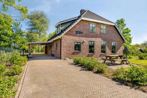 Vrijstaande woning te koop: Hogeweg 10, De Ploen Duiven