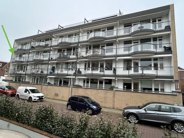 Appartement te koop: Hogeweg 22F-13, Zandvoort