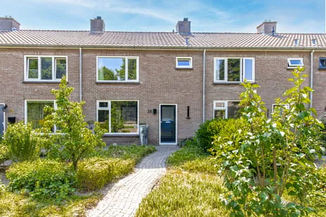Tussenwoning te koop: Hogeweg 25, Rossum Rossum (Ge)