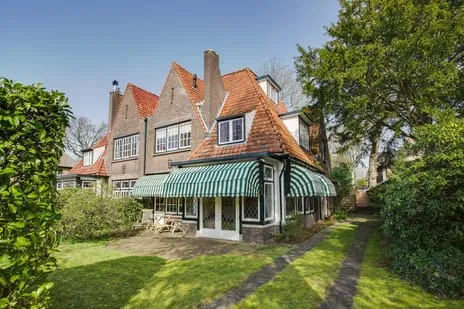 Twee-onder-één-kap te koop: Hogeweg 4, Nieuw-Wassenaar Wassenaar