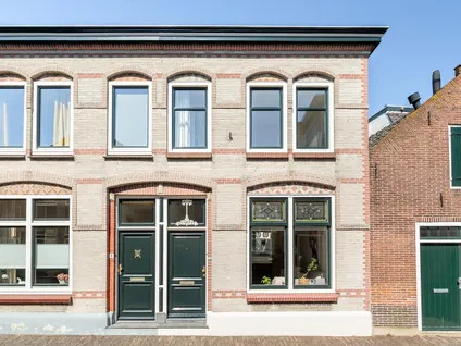 Tussenwoning te koop: Hogewoerd 11, Binnenstad Woerden