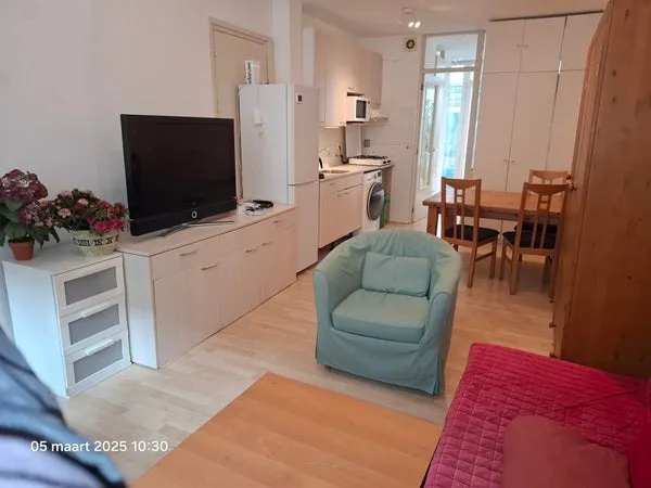 Woning te huur: Holendrechtstraat, IJselbuurt-Oost Amsterdam