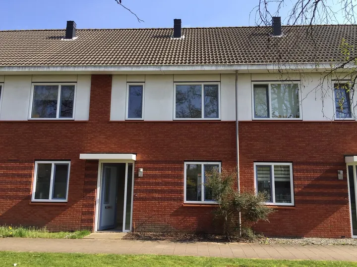 Tussenwoning te huur: Hollaenderstraat 23, De Mheen Apeldoorn