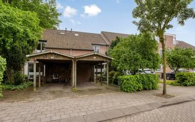 Tussenwoning te koop: Hollandhof 140, Rijpelberg-Oost Helmond