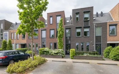 Tussenwoning te koop: Hollands Hoenlaan 15, Veller Barneveld