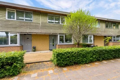 Tussenwoning te koop: Hollywoodlaan 48, Filmwijk Bouwrai Zuid Almere