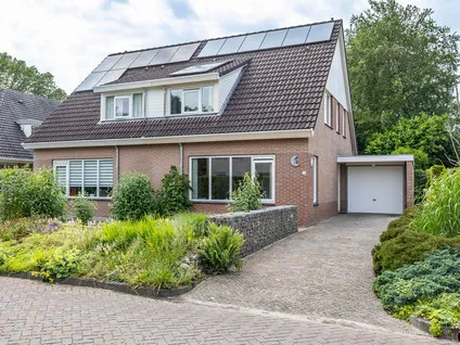 Semi-detached for sale: Holtkampen 5, Vries Vries