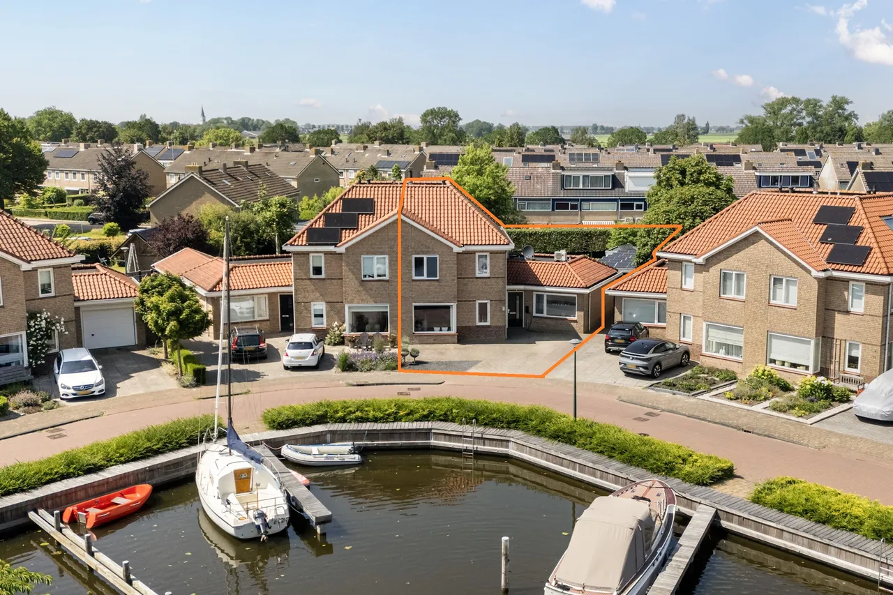 Twee-onder-één-kap te koop: Holtropweg 15, Ijlst