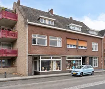 Tussenwoning te koop: Holzstraat 130A, Kerkrade