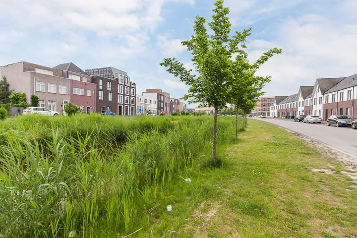 Tussenwoning te huur: Homeruslaan 38, Homeruskwartier Noord Almere