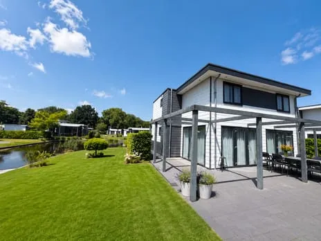 Vrijstaande woning te koop: Hommelweg 1-676, Verspreide huizen Heide Susteren