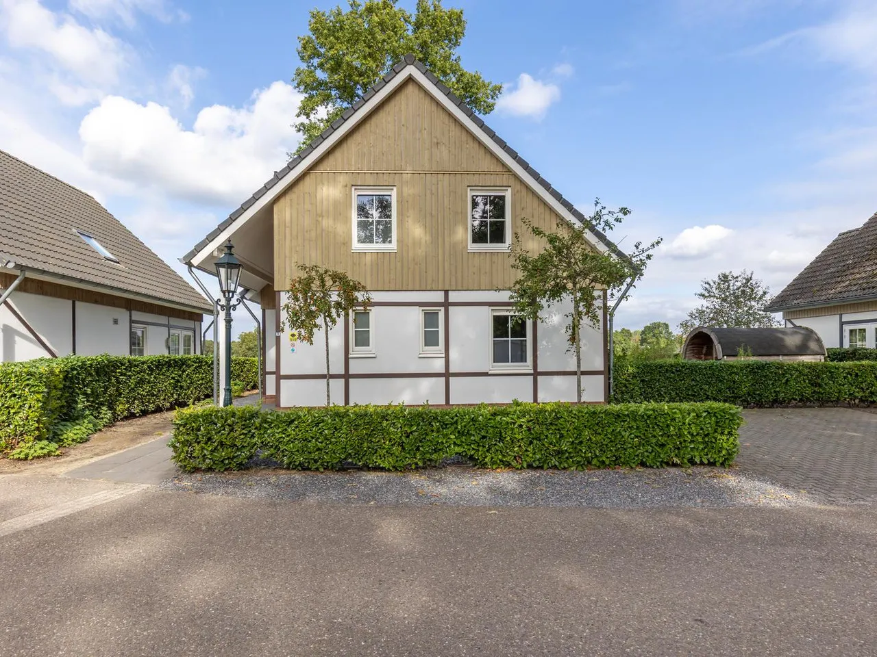 Vrijstaande woning te koop: Hommelweg 2R515, Susteren