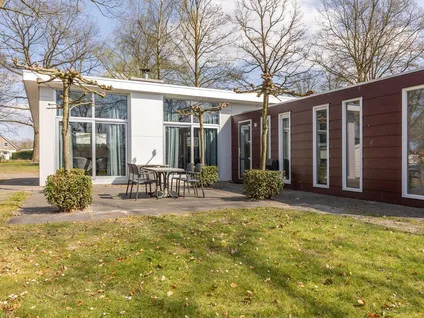 Vrijstaande woning te koop: Hommelweg 2R631, Recreatiepark Hommelheide Susteren