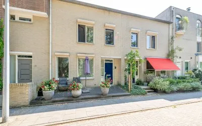 Tussenwoning te koop: Hondiusdomein 38, Randwyck Maastricht