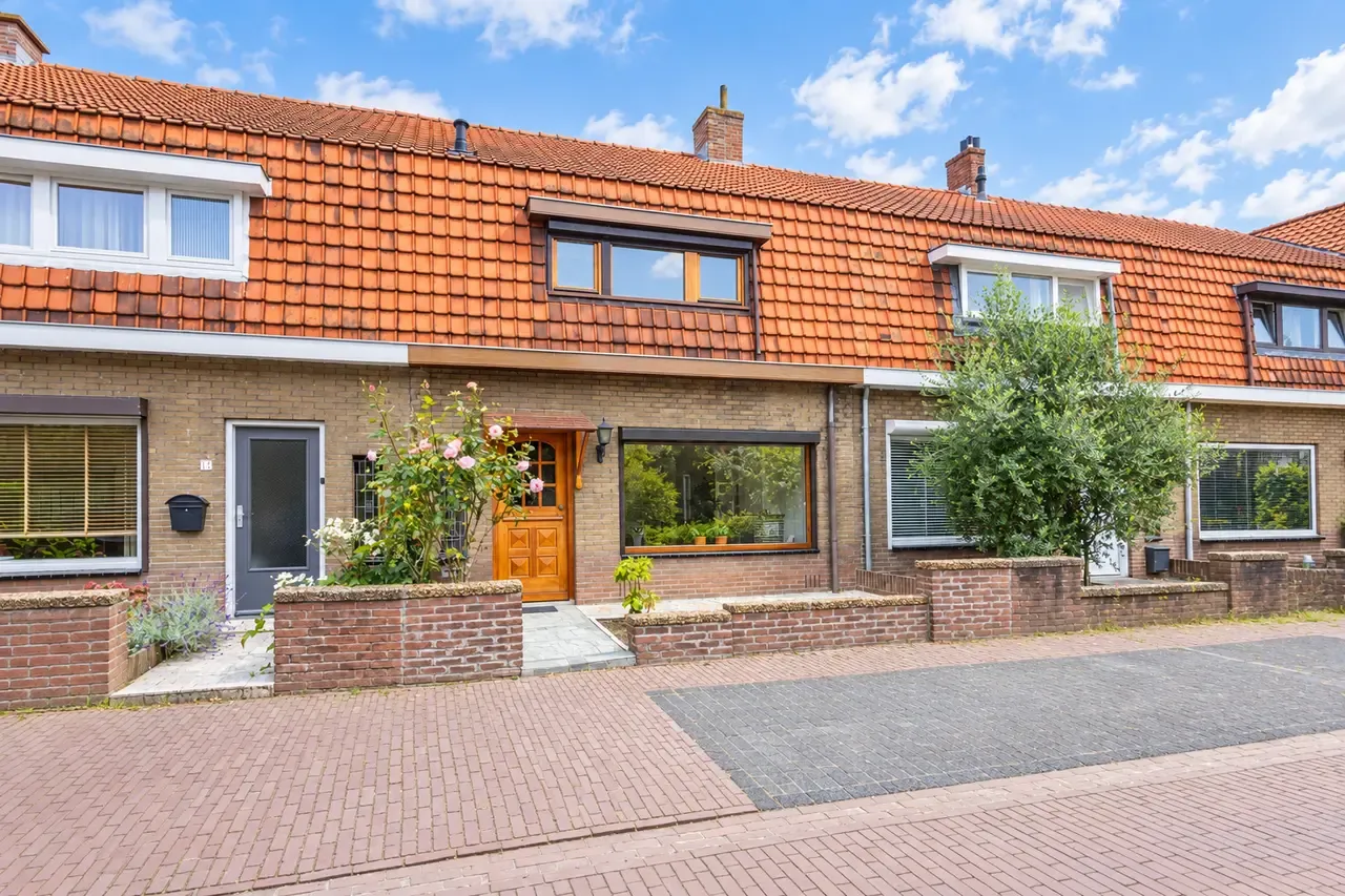 Tussenwoning te koop: Hondiusstraat 15, Terneuzen