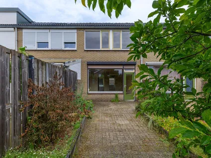 Tussenwoning te koop: Hondsdijk 64, Op de Heide Tegelen