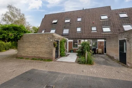 Tussenwoning te koop: Hondsdrafmeen 40, Harderwijk