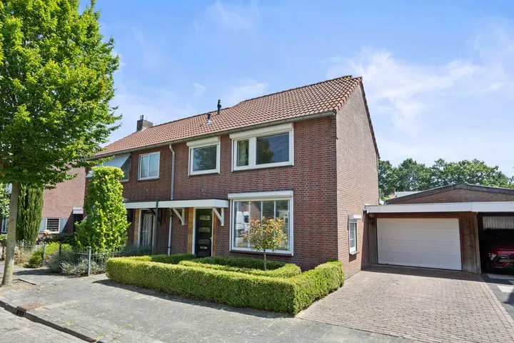 Corner house for sale: Hondsklauw 26, Sint-Michielsgestel Sint-Michielsgestel