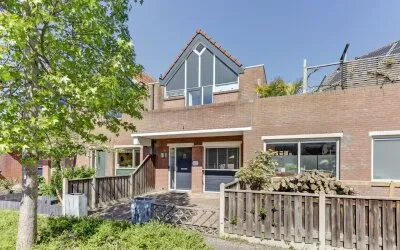 Tussenwoning te koop: Hondsrug 29, De Landstreken Dronten