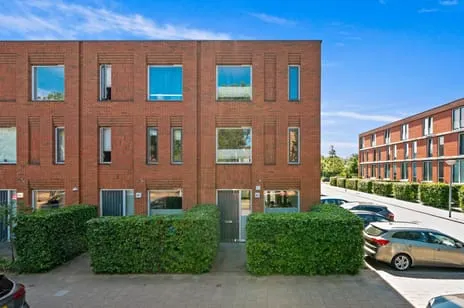 Hoekwoning te huur: Hongarenburg 251, Burgen en Horsten 'S-Gravenhage
