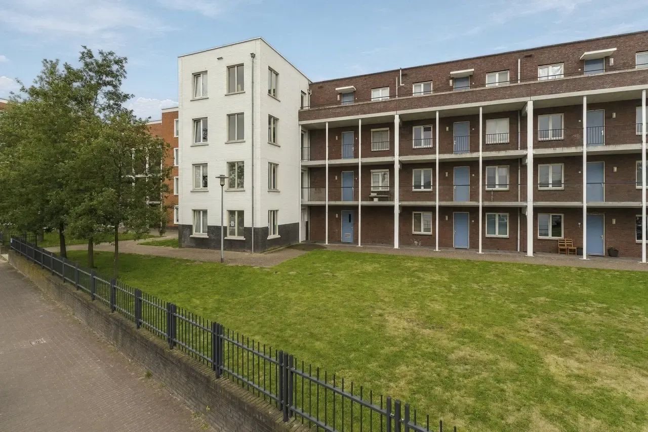 Appartement te koop: Hongarijehof 40, Almere