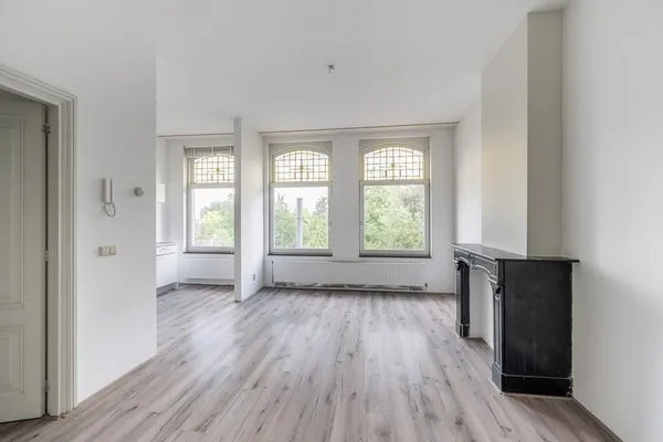 Apartment for sale: Honingerdijk 69A-02, Struisenburg Rotterdam