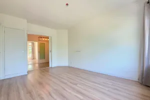 Woning te huur: Honingerdijk, Struisenburg Rotterdam