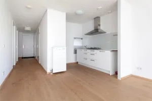 Woning te huur: Honingerhof, Struisenburg Rotterdam