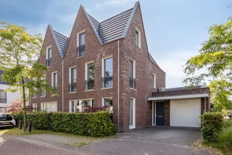 Twee-onder-één-kap te huur: Honingklaverstraat 21, De Herven 'S-Hertogenbosch