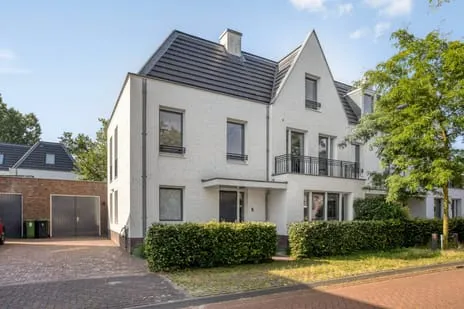 Twee-onder-één-kap te koop: Honingklaverstraat 5, De Herven 'S-Hertogenbosch
