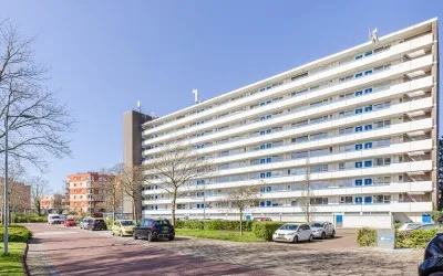Appartement te koop: Honthorstlaan 318, Alkmaar