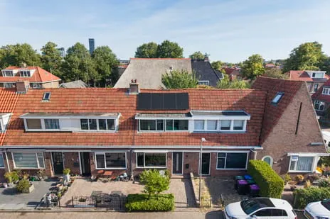 Terraced house for sale: Honthorststraat 6, Julianapark Leeuwarden